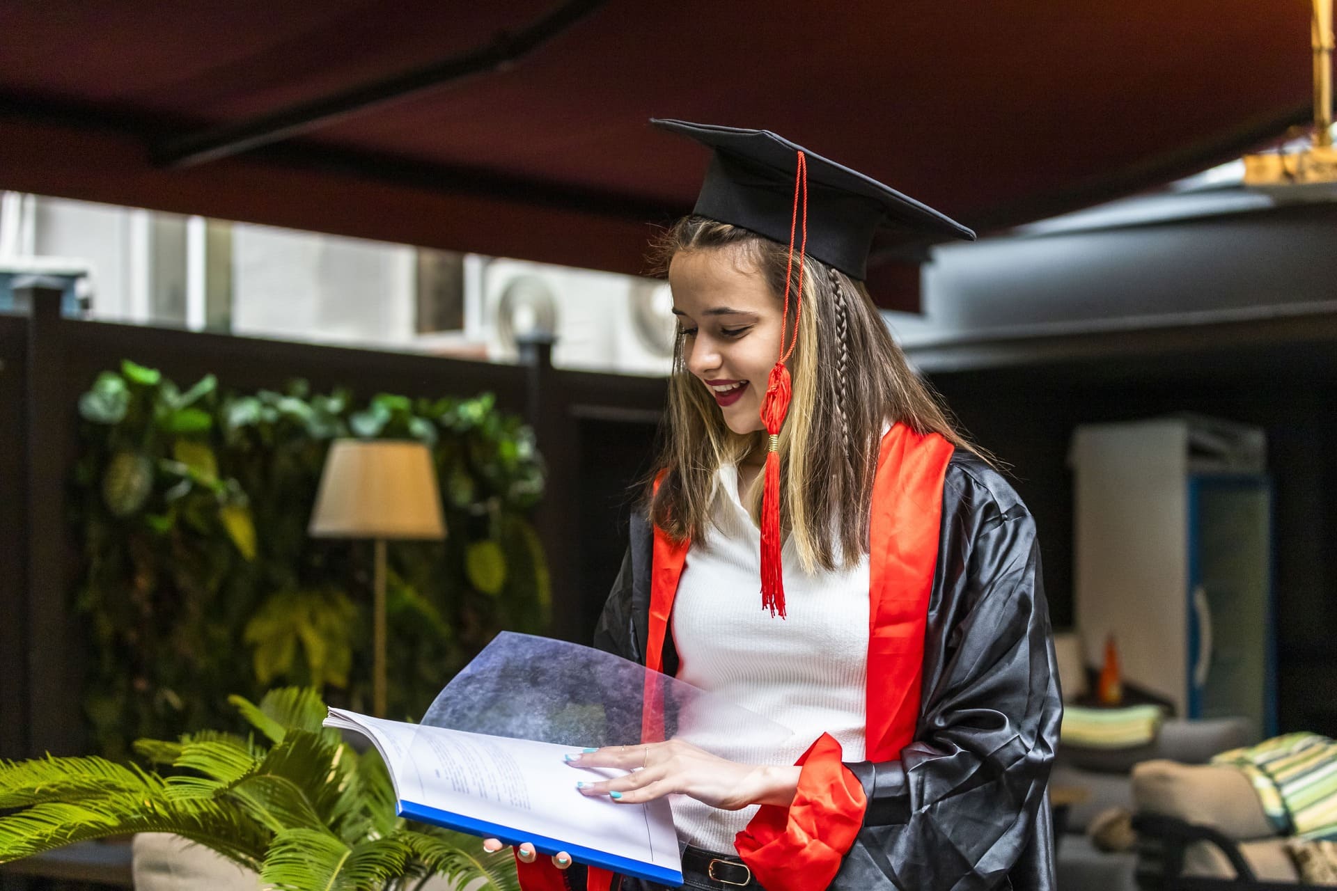 Uniresearchers - Expert UK Academic Writing Services